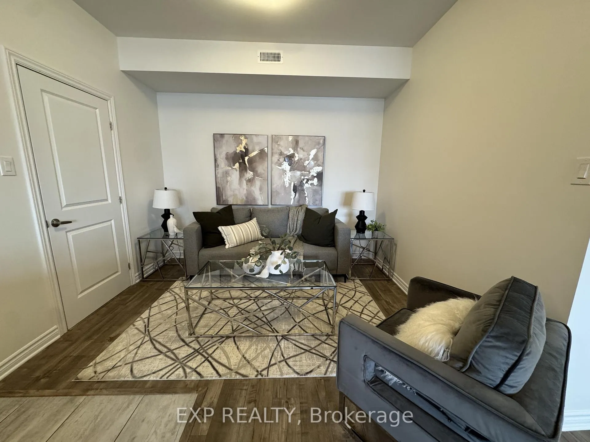 Photo 9 of Unit L, 50 Jaguar Private, Ottawa, Kanata - Emerald Meadows/Trailwest — HOMEH