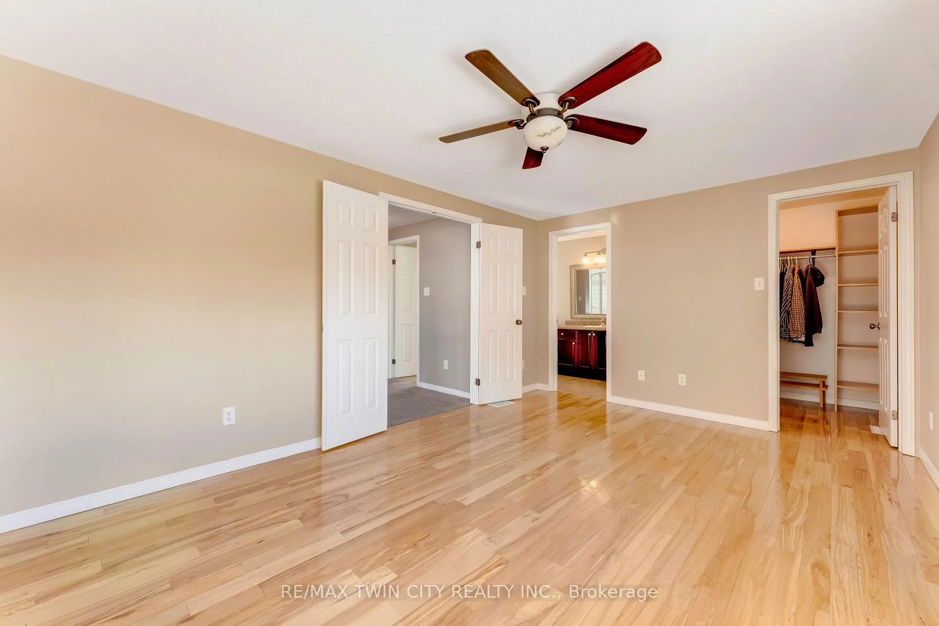 Photo 20 of 505 Snowdrop Court, Kitchener — HOMEH