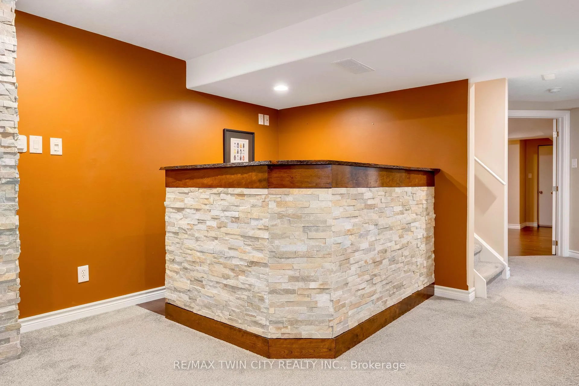 Photo 33 of 505 Snowdrop Court, Kitchener — HOMEH