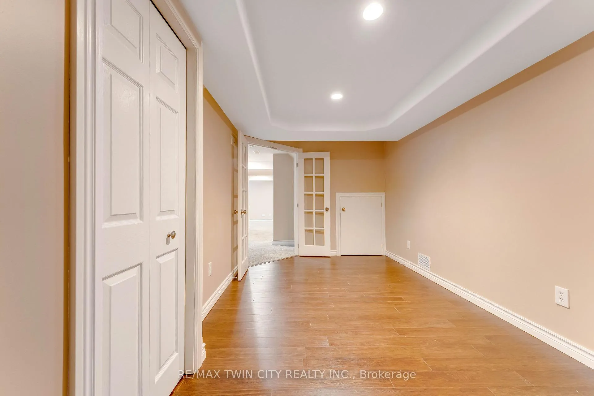 Photo 38 of 505 Snowdrop Court, Kitchener — HOMEH