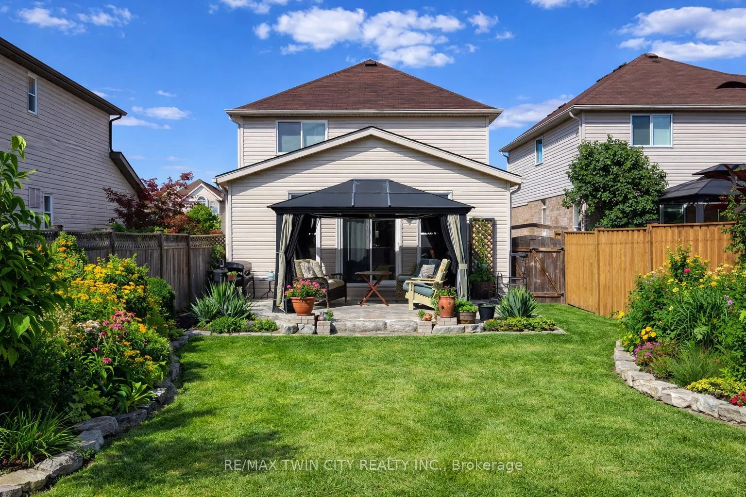 Photo 40 of 505 Snowdrop Court, Kitchener — HOMEH