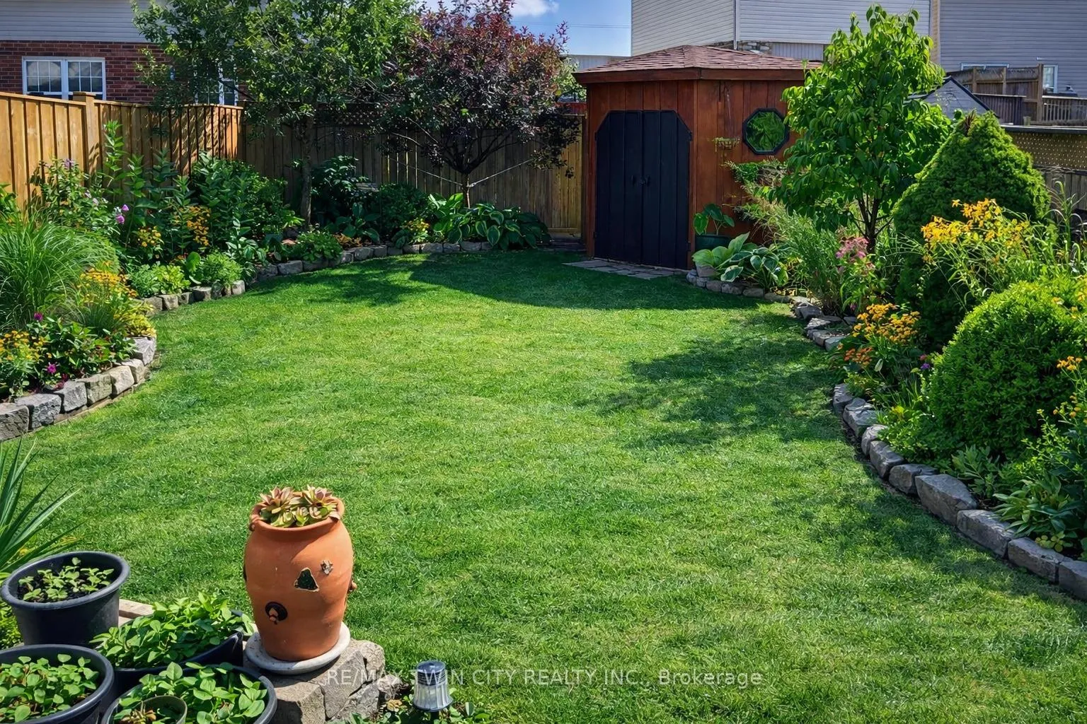 Photo 42 of 505 Snowdrop Court, Kitchener — HOMEH
