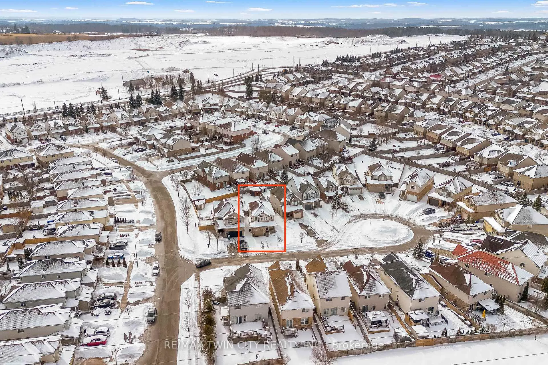 Photo 47 of 505 Snowdrop Court, Kitchener — HOMEH