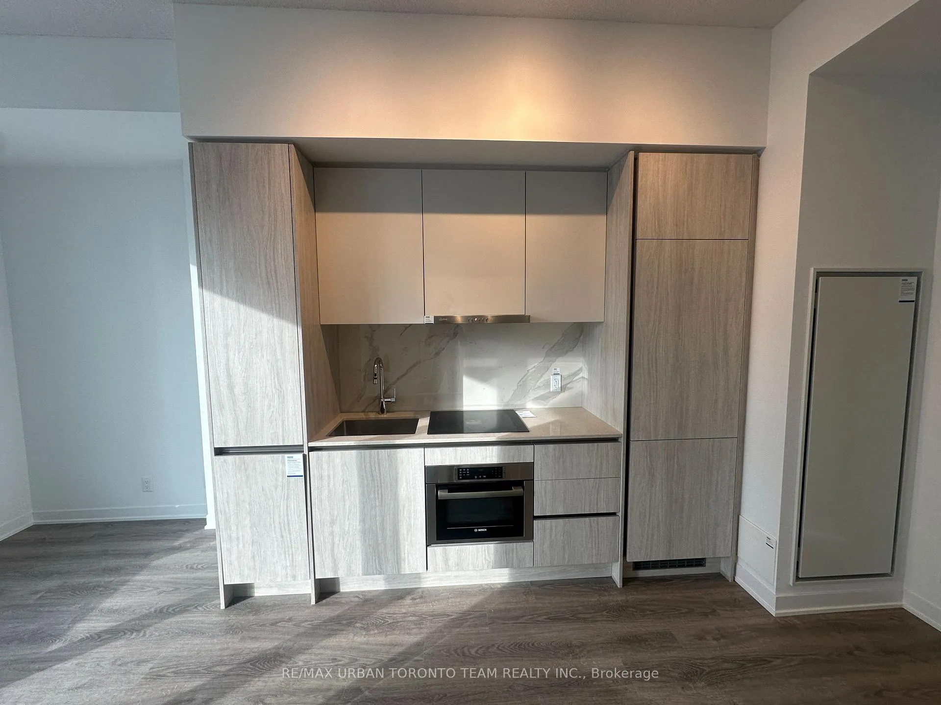 Photo 6 of Unit 516, 180 Front Street E, Toronto, Moss Park — HOMEH
