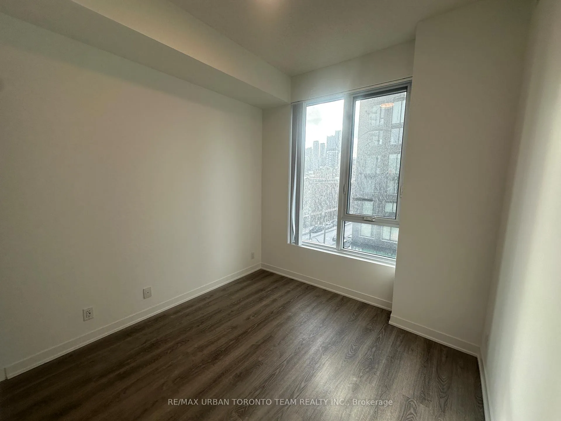 Photo 7 of Unit 516, 180 Front Street E, Toronto, Moss Park — HOMEH