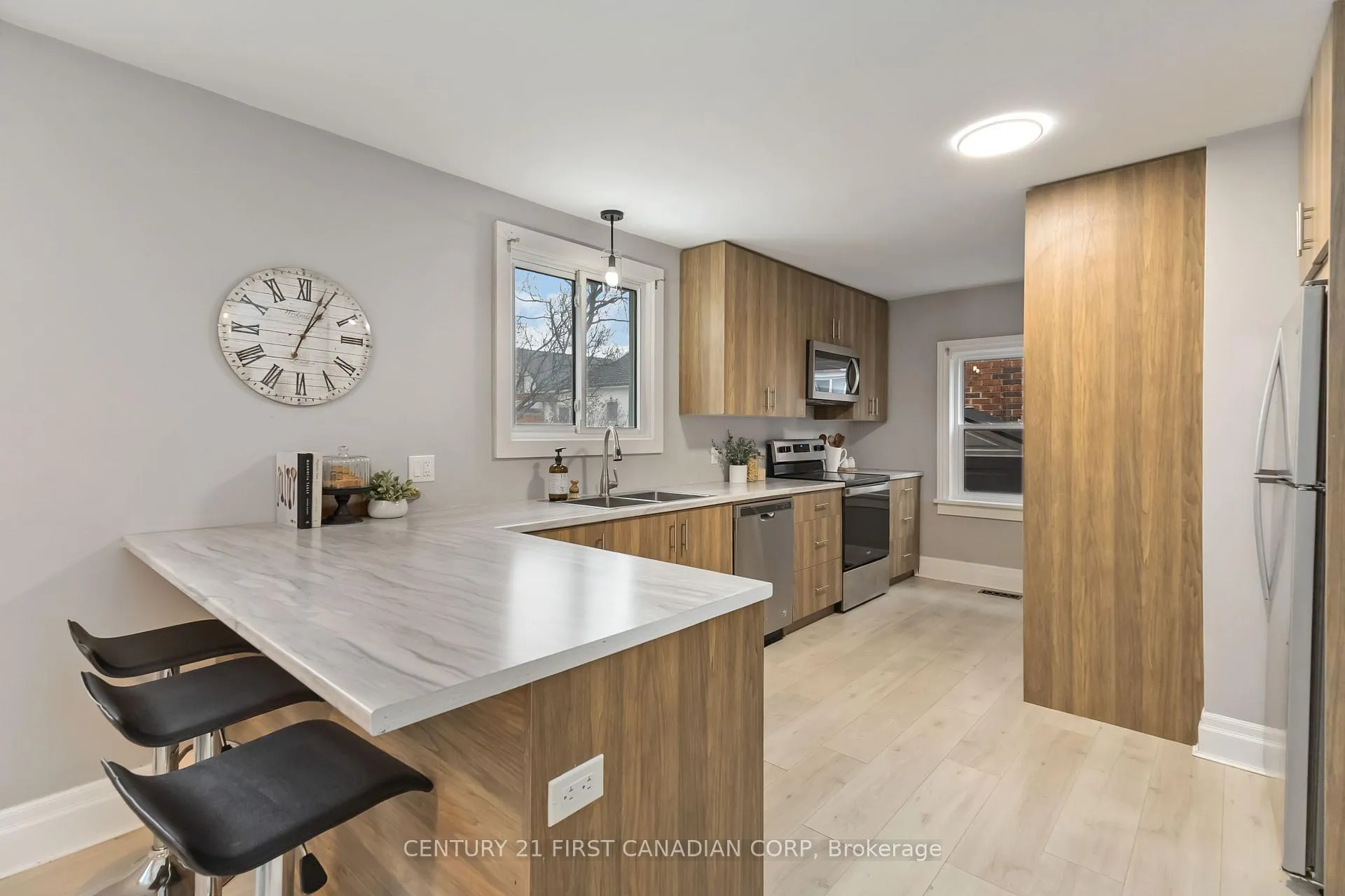 Photo 10 of 23 Mitchell Street, St. Thomas — HOMEH