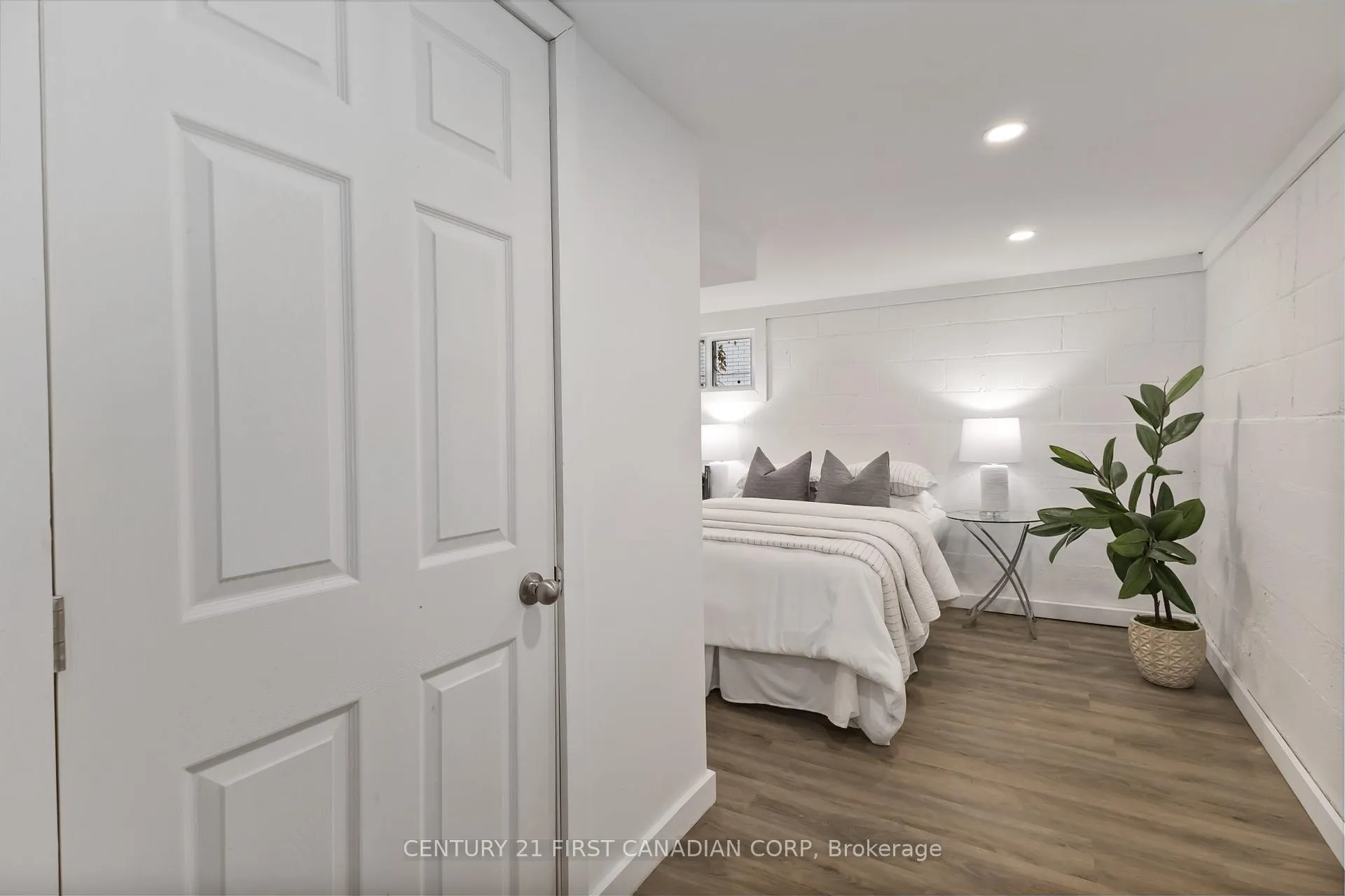 Photo 32 of 23 Mitchell Street, St. Thomas — HOMEH