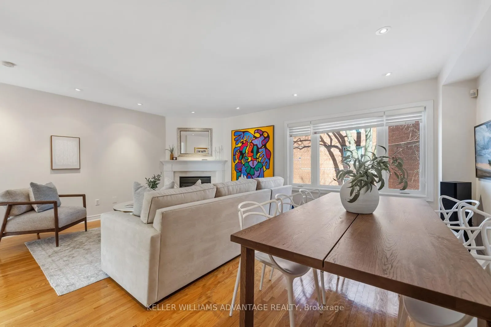 Photo 6 of 14 Fitzgerald Mews, Toronto, Woodbine Corridor — HOMEH