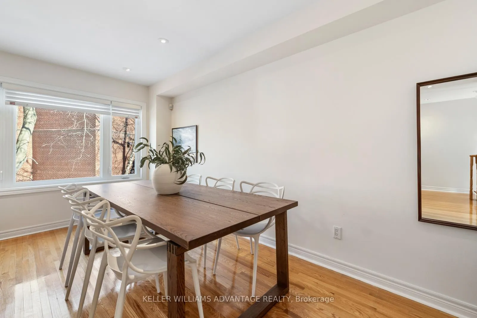 Photo 7 of 14 Fitzgerald Mews, Toronto, Woodbine Corridor — HOMEH