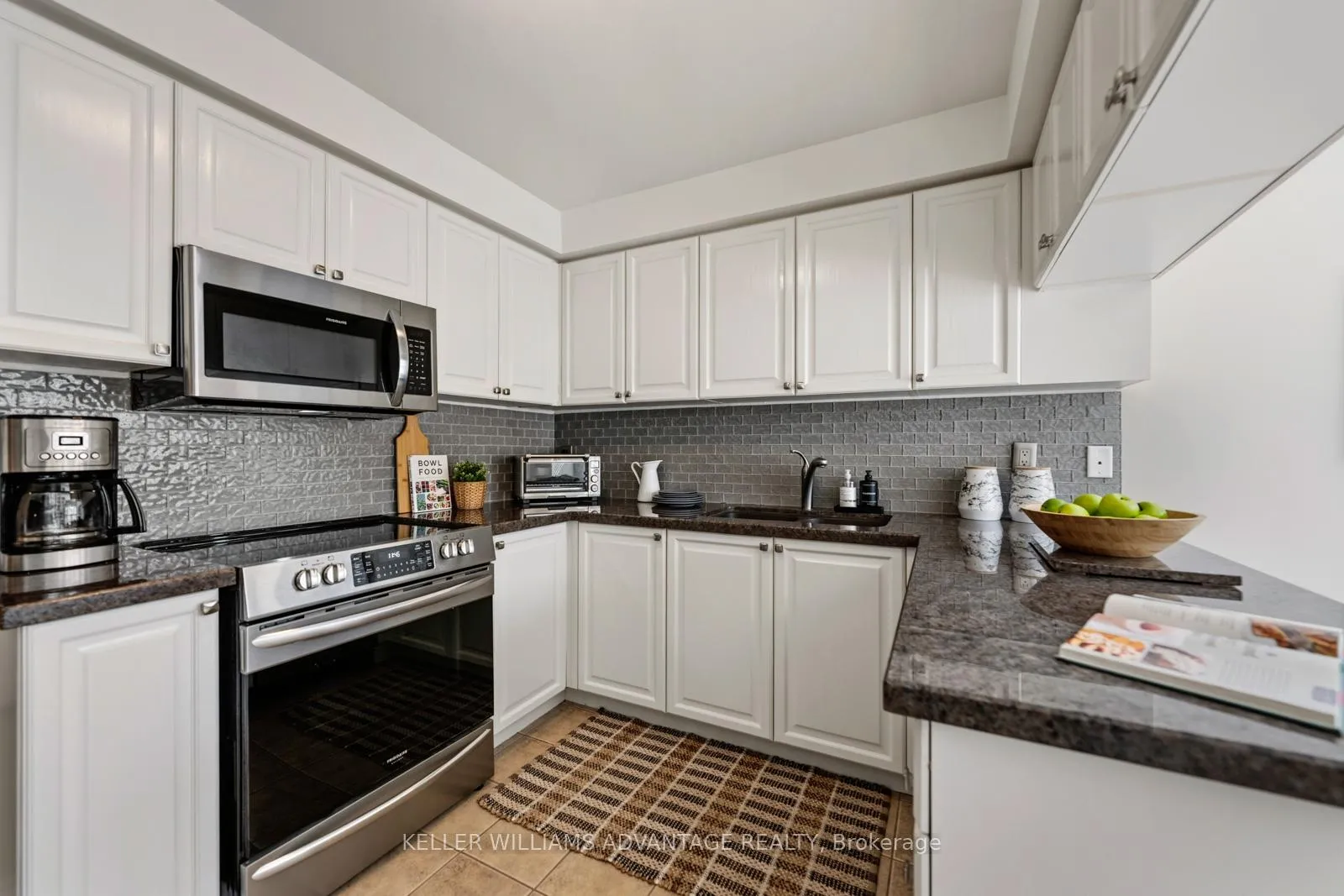 Photo 11 of 14 Fitzgerald Mews, Toronto, Woodbine Corridor — HOMEH