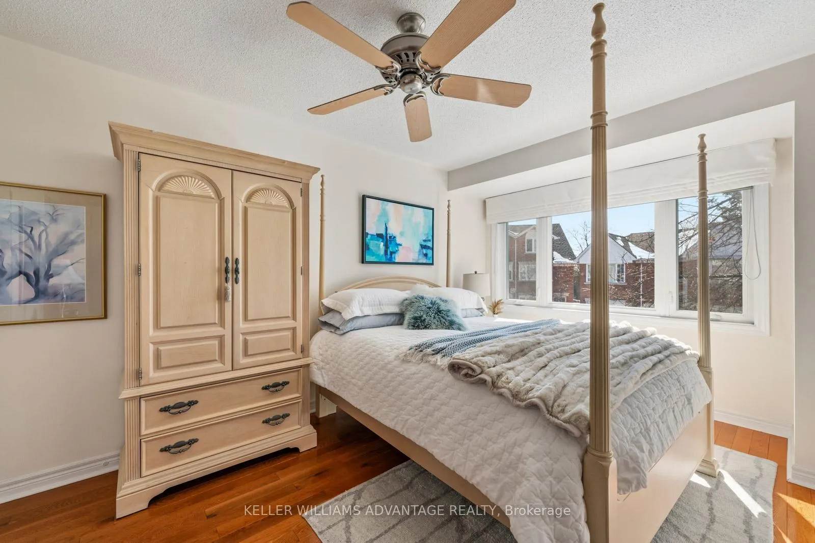 Photo 16 of 14 Fitzgerald Mews, Toronto, Woodbine Corridor — HOMEH