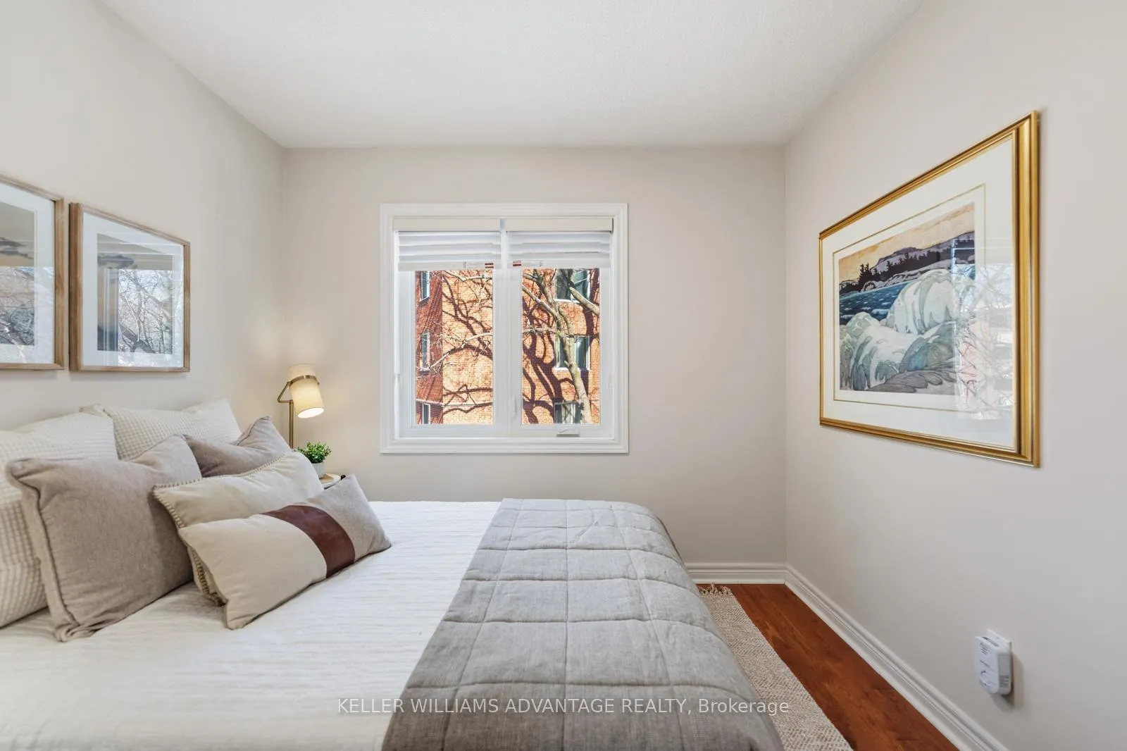 Photo 20 of 14 Fitzgerald Mews, Toronto, Woodbine Corridor — HOMEH