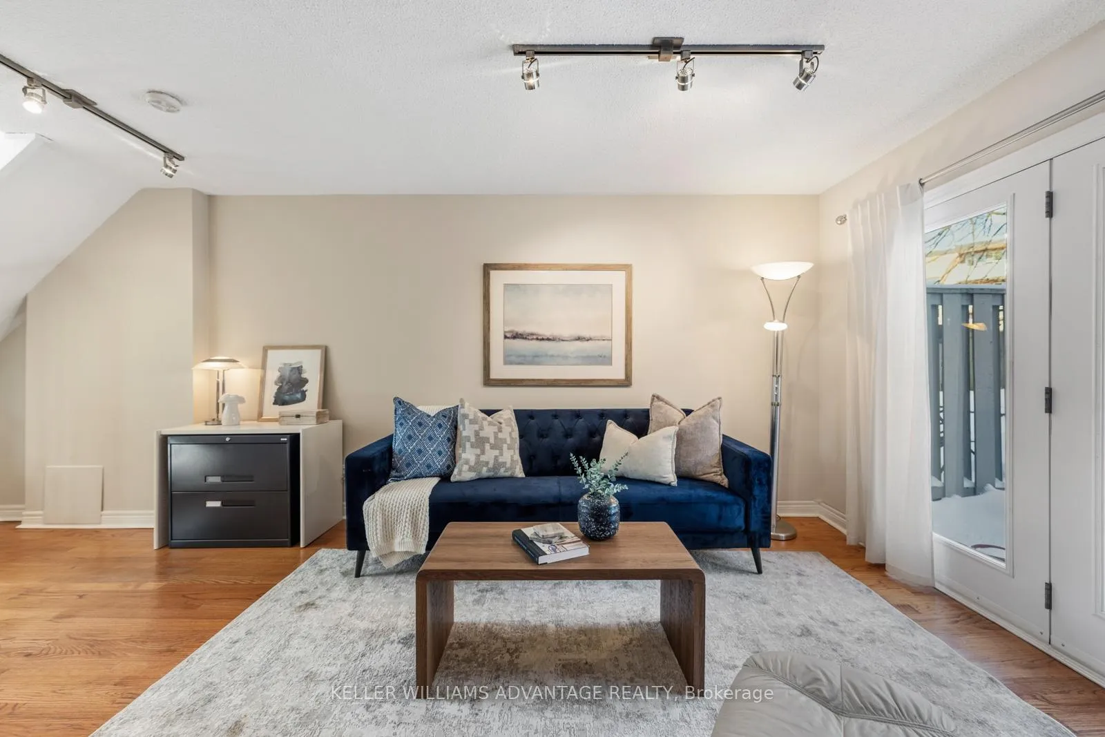 Photo 25 of 14 Fitzgerald Mews, Toronto, Woodbine Corridor — HOMEH