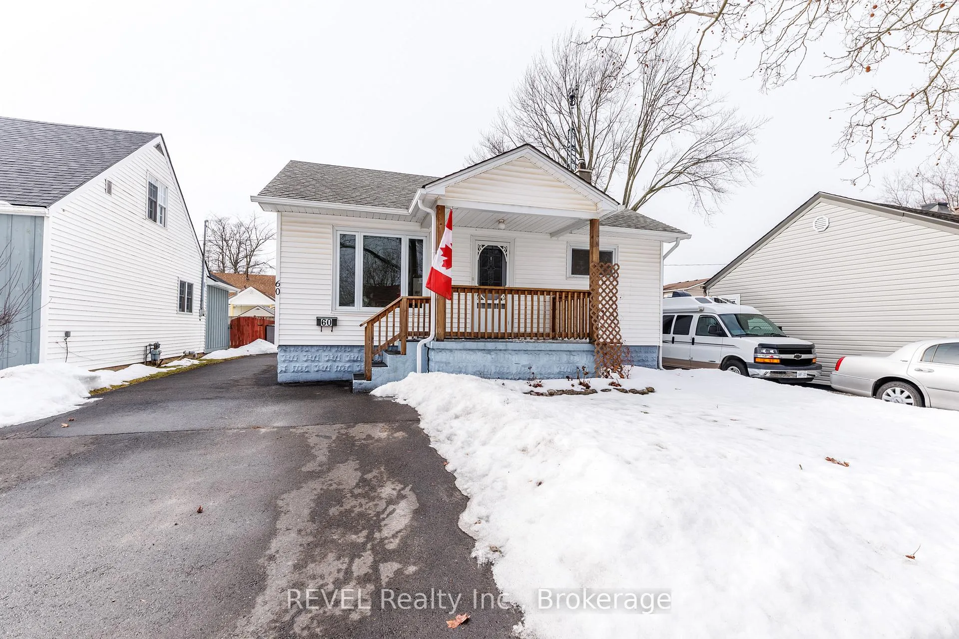 Photo 4 of 60 Nelles Road, Welland, Lincoln/Crowland — HOMEH