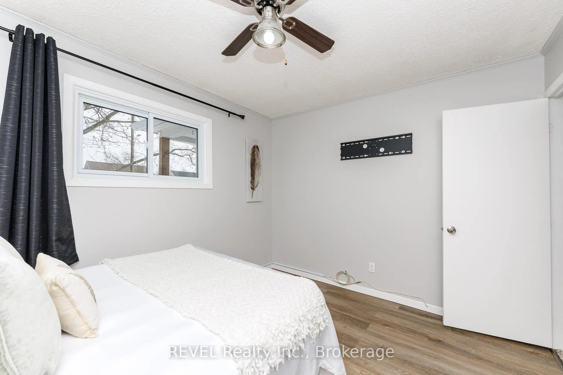 Photo 15 of 60 Nelles Road, Welland, Lincoln/Crowland — HOMEH