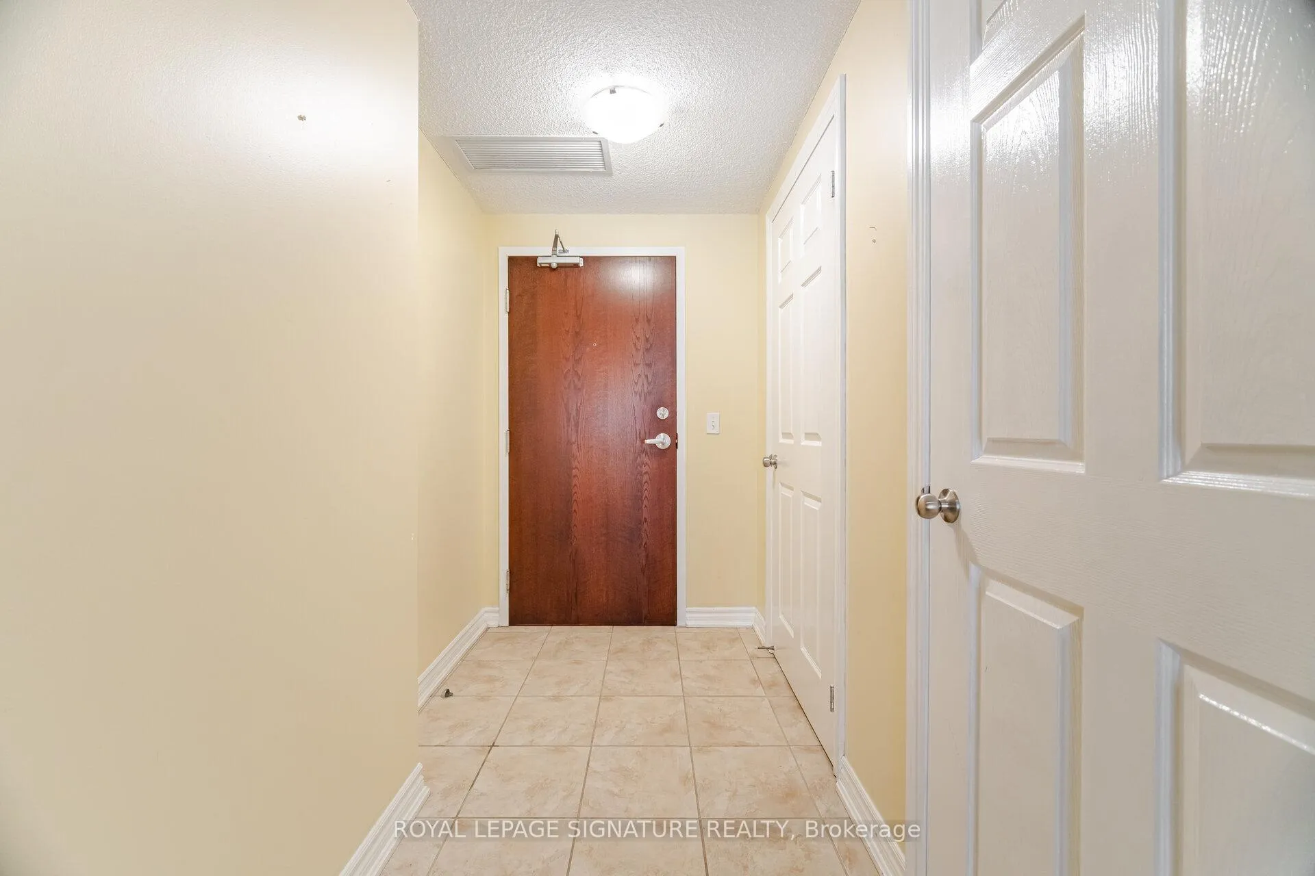 Photo 5 of Unit 307, 47 Caroline Street N, Hamilton, Central — HOMEH