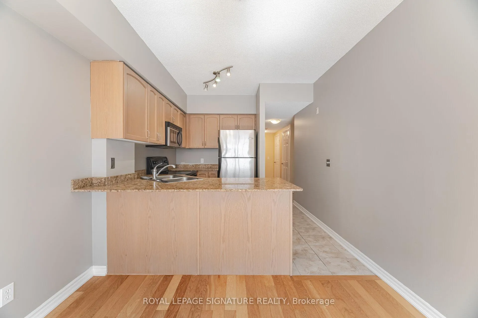 Photo 7 of Unit 307, 47 Caroline Street N, Hamilton, Central — HOMEH