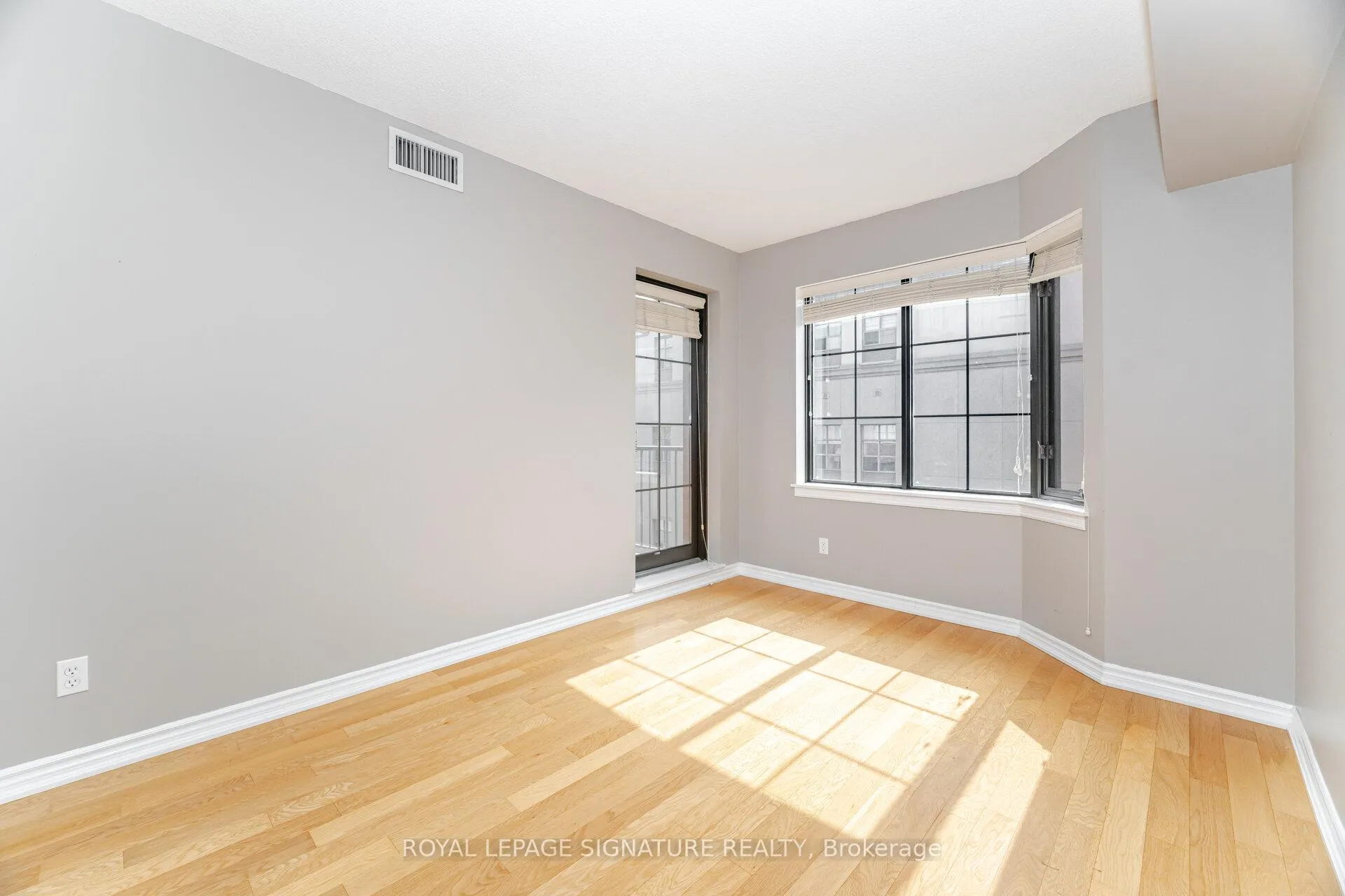 Photo 18 of Unit 307, 47 Caroline Street N, Hamilton, Central — HOMEH