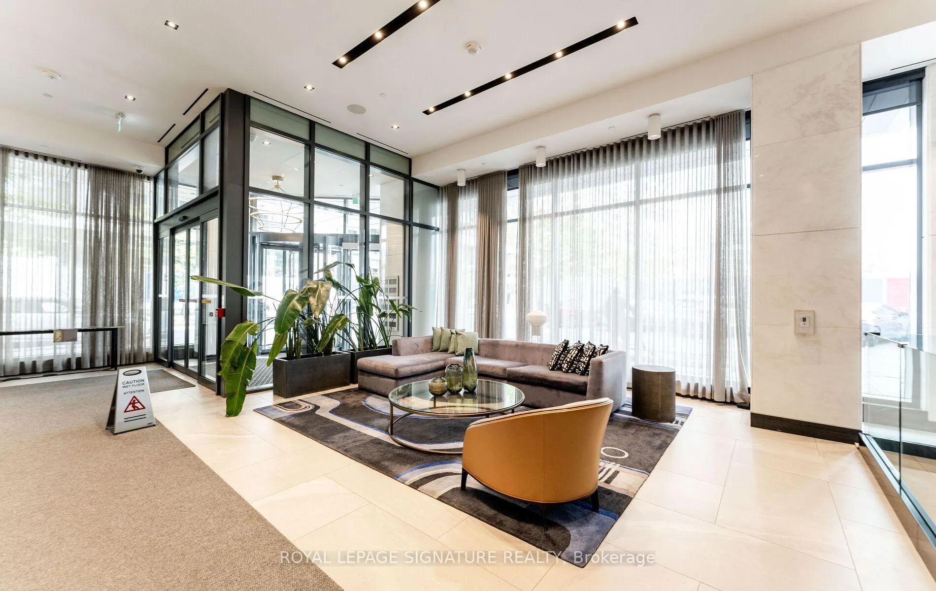 Photo 9 of Unit PH35, 1 Edgewater Drive, Toronto, Waterfront Communities — HOMEH