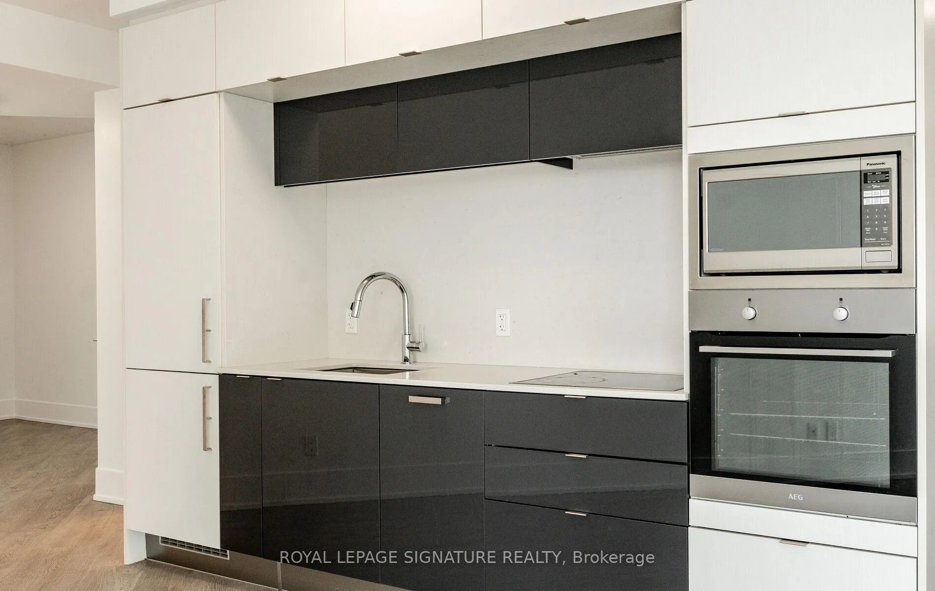 Photo 24 of Unit PH35, 1 Edgewater Drive, Toronto, Waterfront Communities — HOMEH