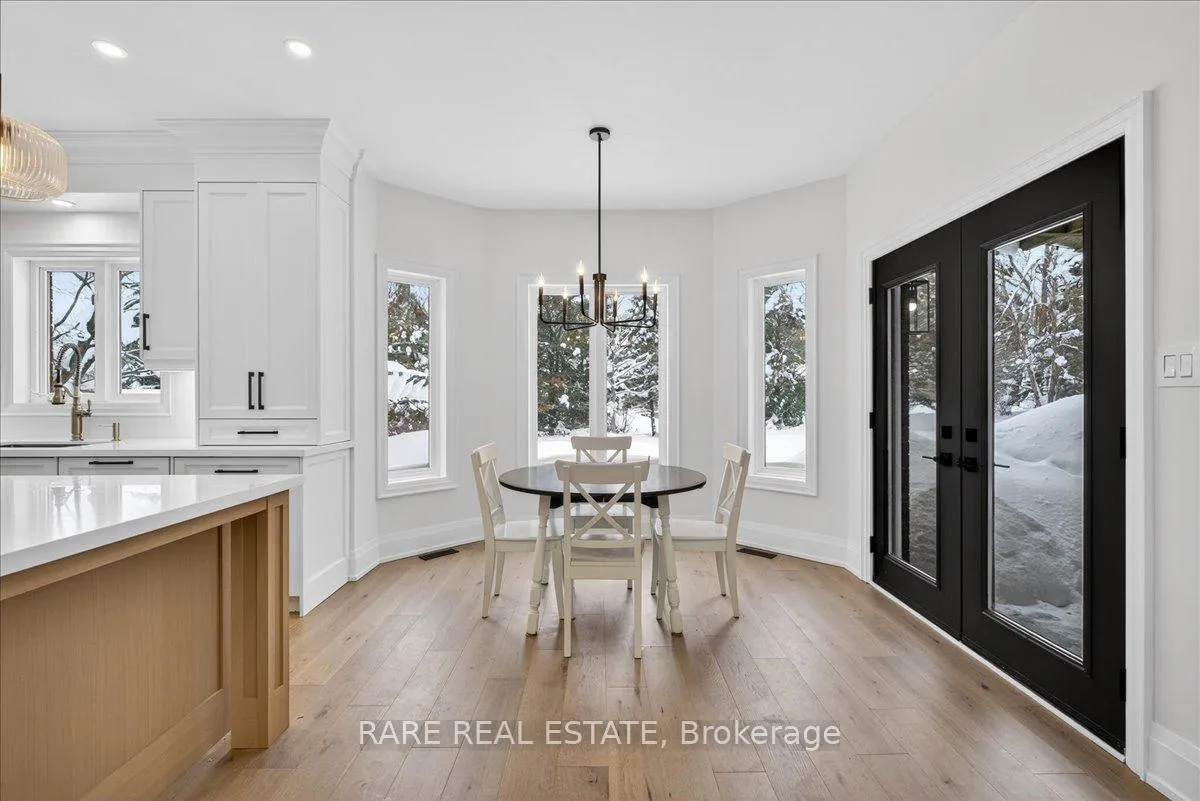 Photo 12 of 2 Forest Hill Drive, Springwater, Midhurst — HOMEH