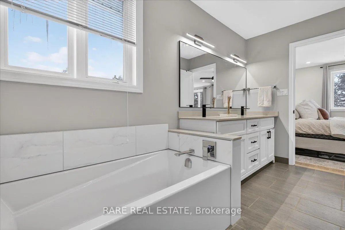 Photo 29 of 2 Forest Hill Drive, Springwater, Midhurst — HOMEH