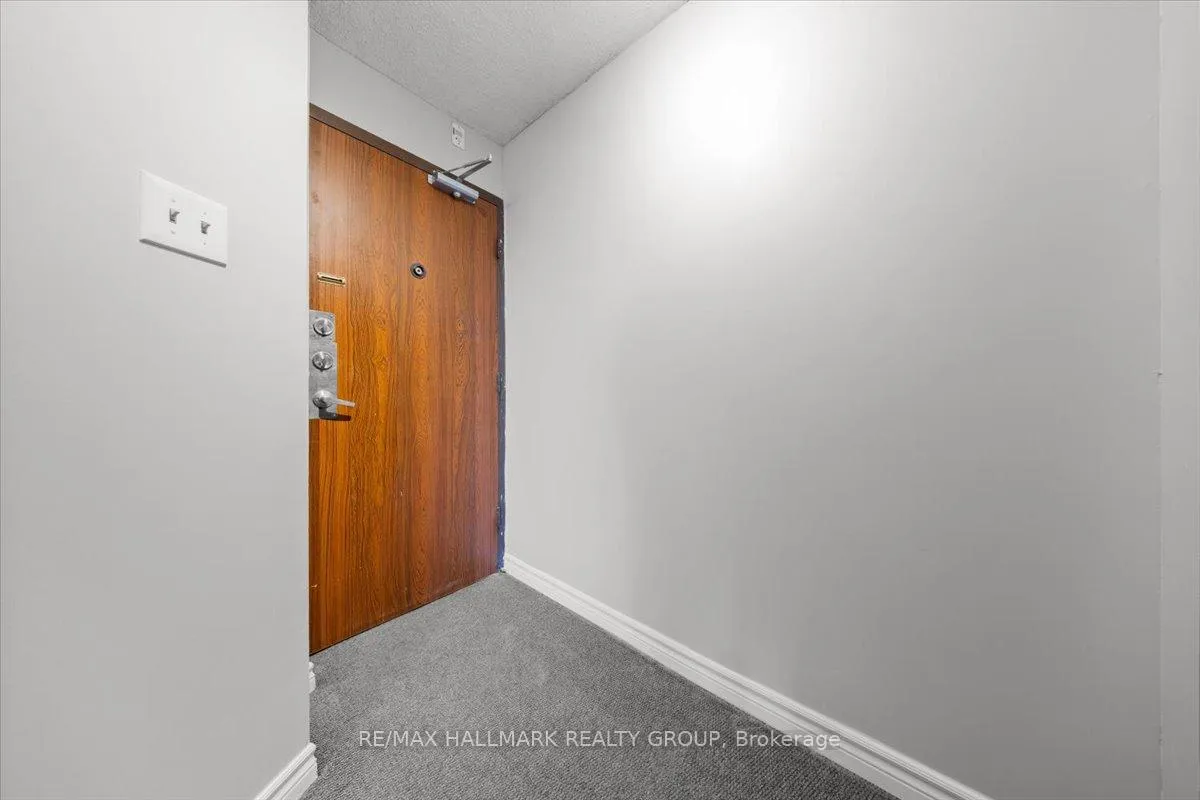 Photo 2 of Unit 1403, 900 Dynes Road S, Ottawa, Carleton Square — HOMEH