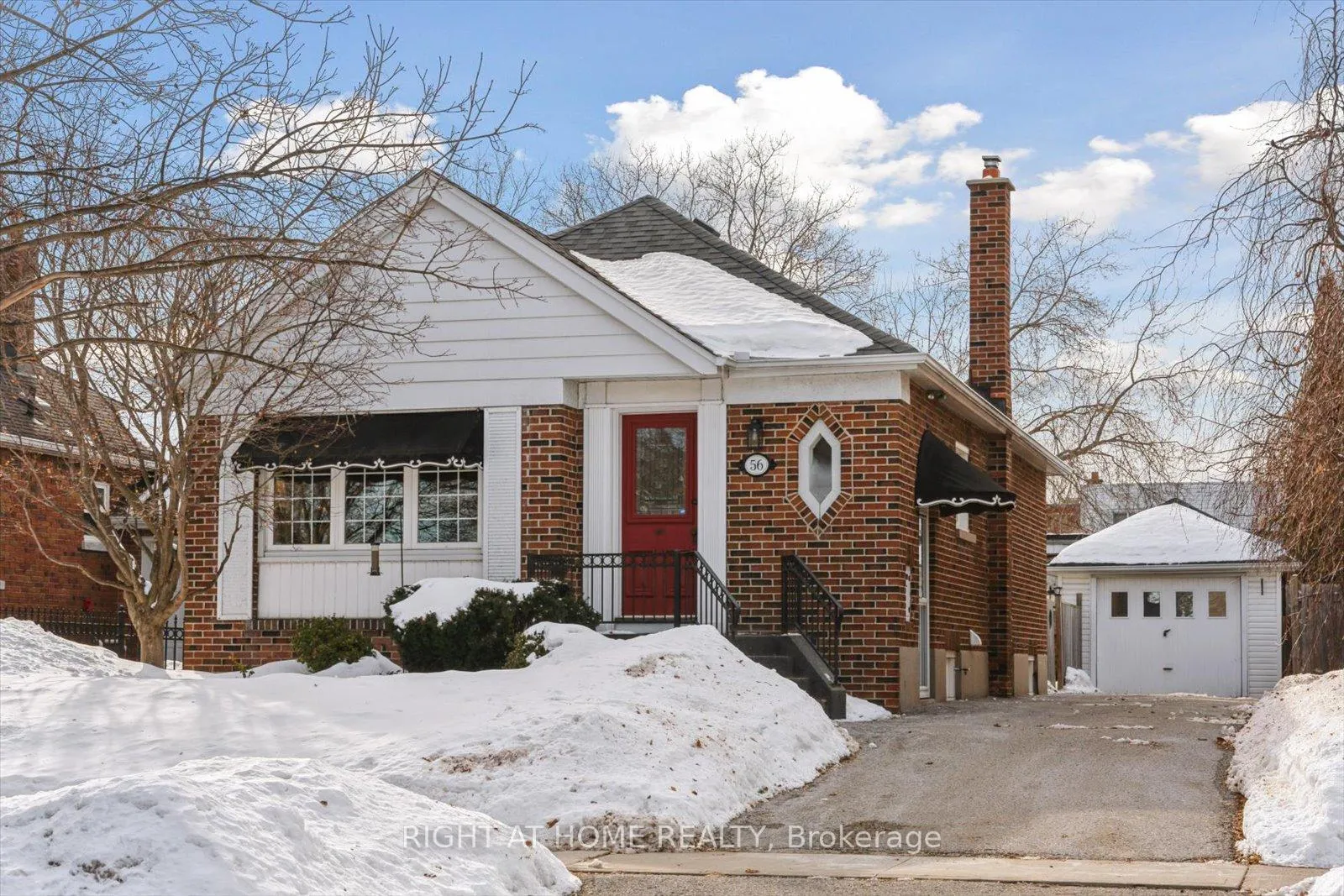 Photo 4 of 56 Cadillac Avenue N, Oshawa, O'Neill — HOMEH