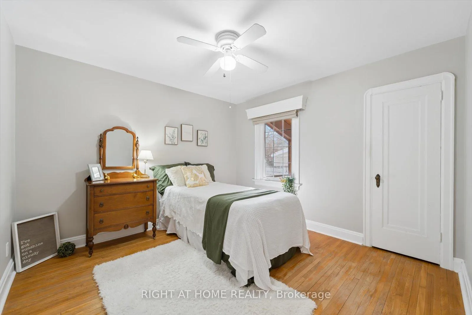 Photo 25 of 56 Cadillac Avenue N, Oshawa, O'Neill — HOMEH
