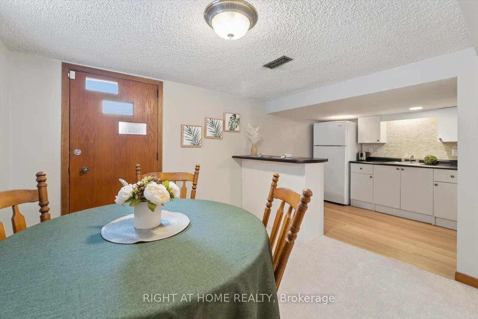 Photo 33 of 56 Cadillac Avenue N, Oshawa, O'Neill — HOMEH