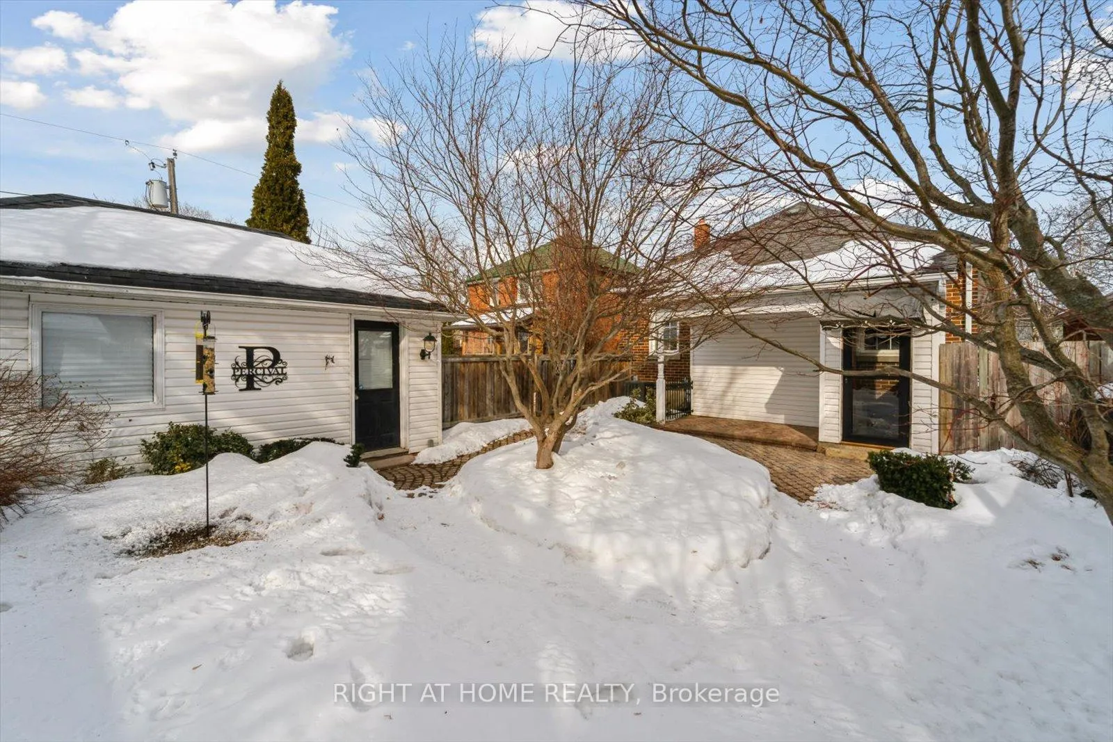 Photo 42 of 56 Cadillac Avenue N, Oshawa, O'Neill — HOMEH