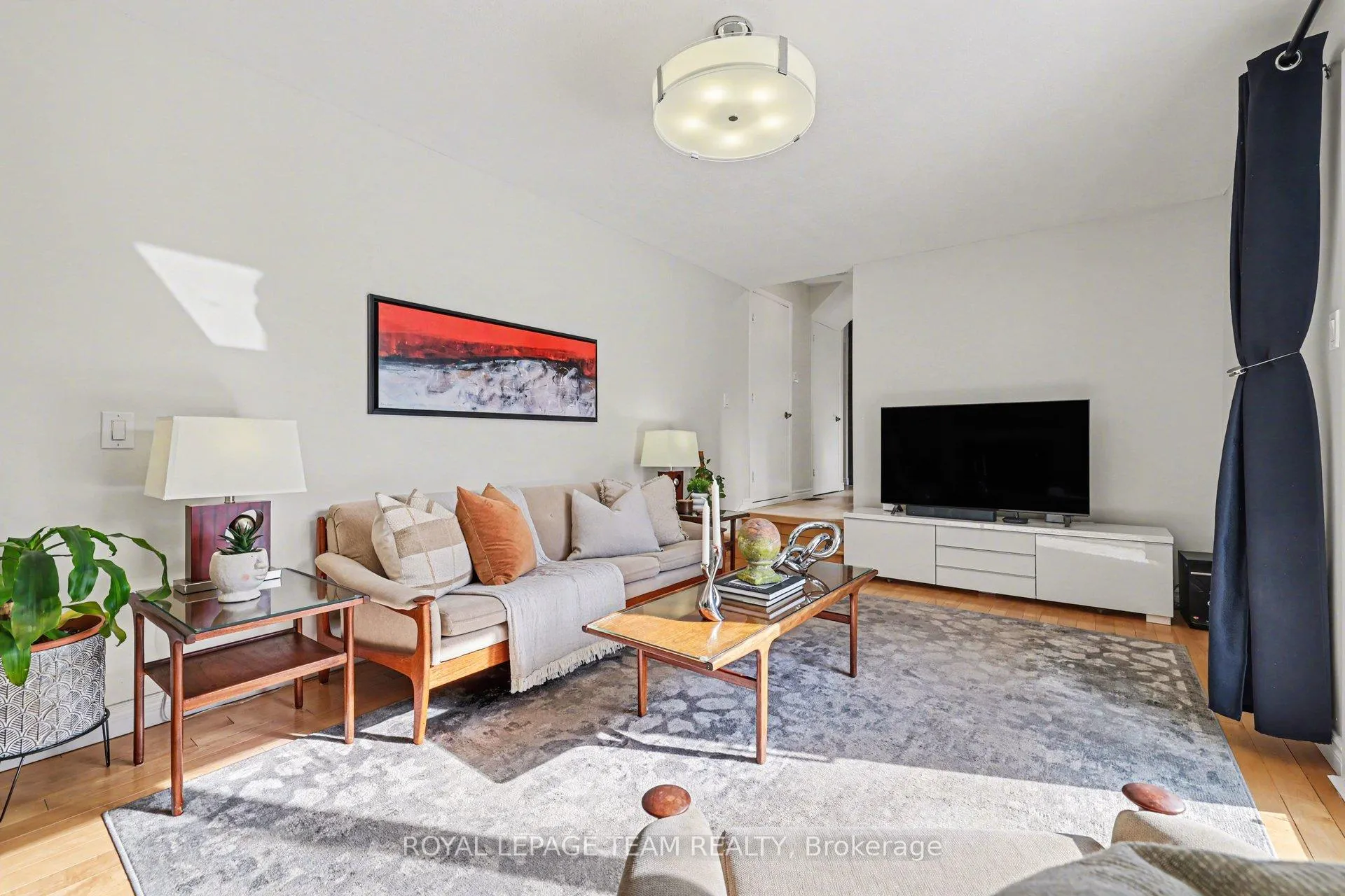 Photo 21 of 36 Butterfield Road, Ottawa, Munster — HOMEH