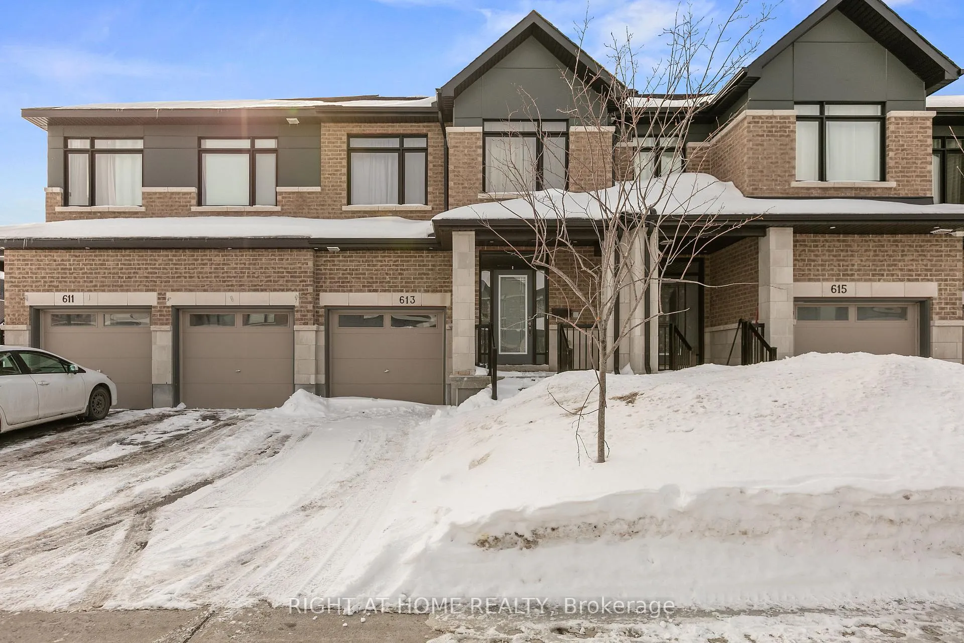Photo 1 of 613 Rathburn Lane, Ottawa, Leitrim — HOMEH