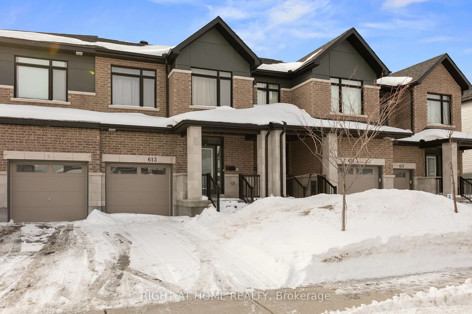 Photo 2 of 613 Rathburn Lane, Ottawa, Leitrim — HOMEH