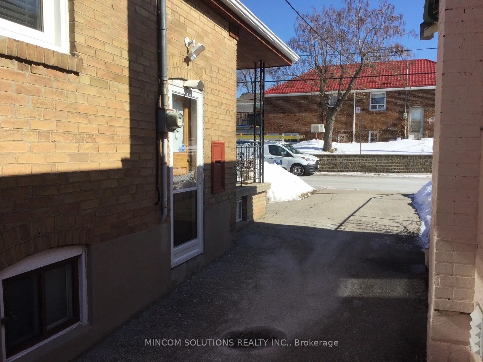 Photo 4 of 388 Kane Avenue, Toronto, Keelesdale-Eglinton West — HOMEH