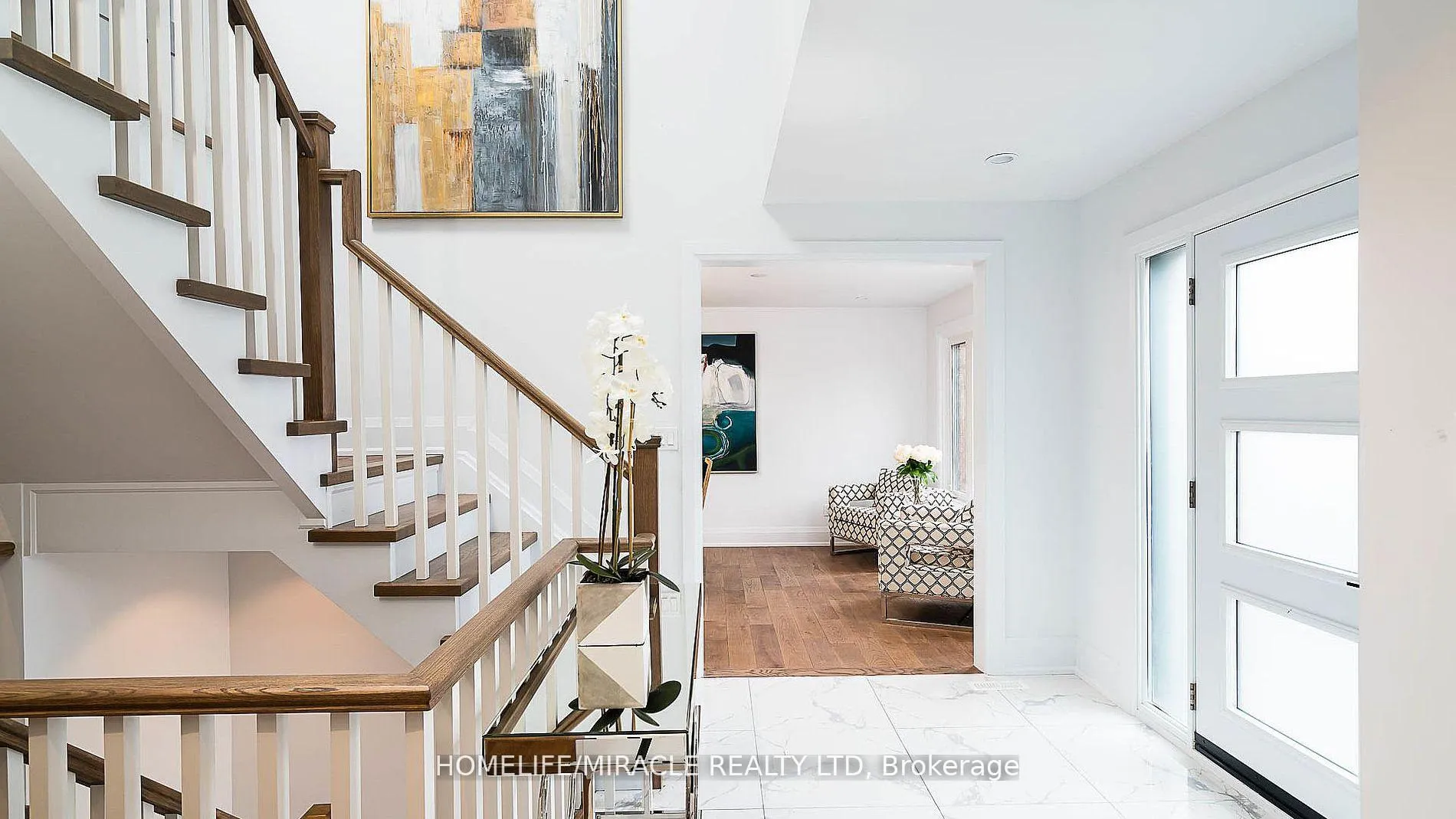 Photo 5 of Unit Upper, 157 Valeria Boulevard, Vaughan, East Woodbridge — HOMEH