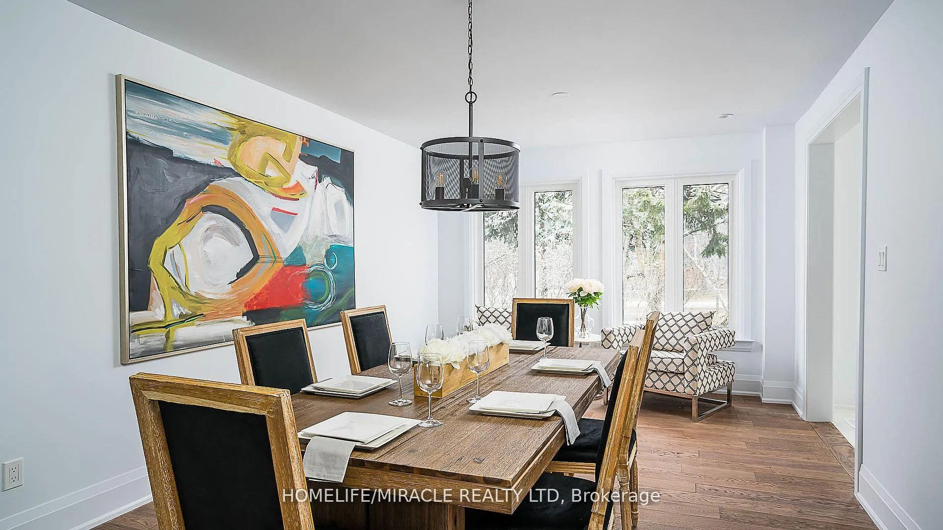 Photo 9 of Unit Upper, 157 Valeria Boulevard, Vaughan, East Woodbridge — HOMEH