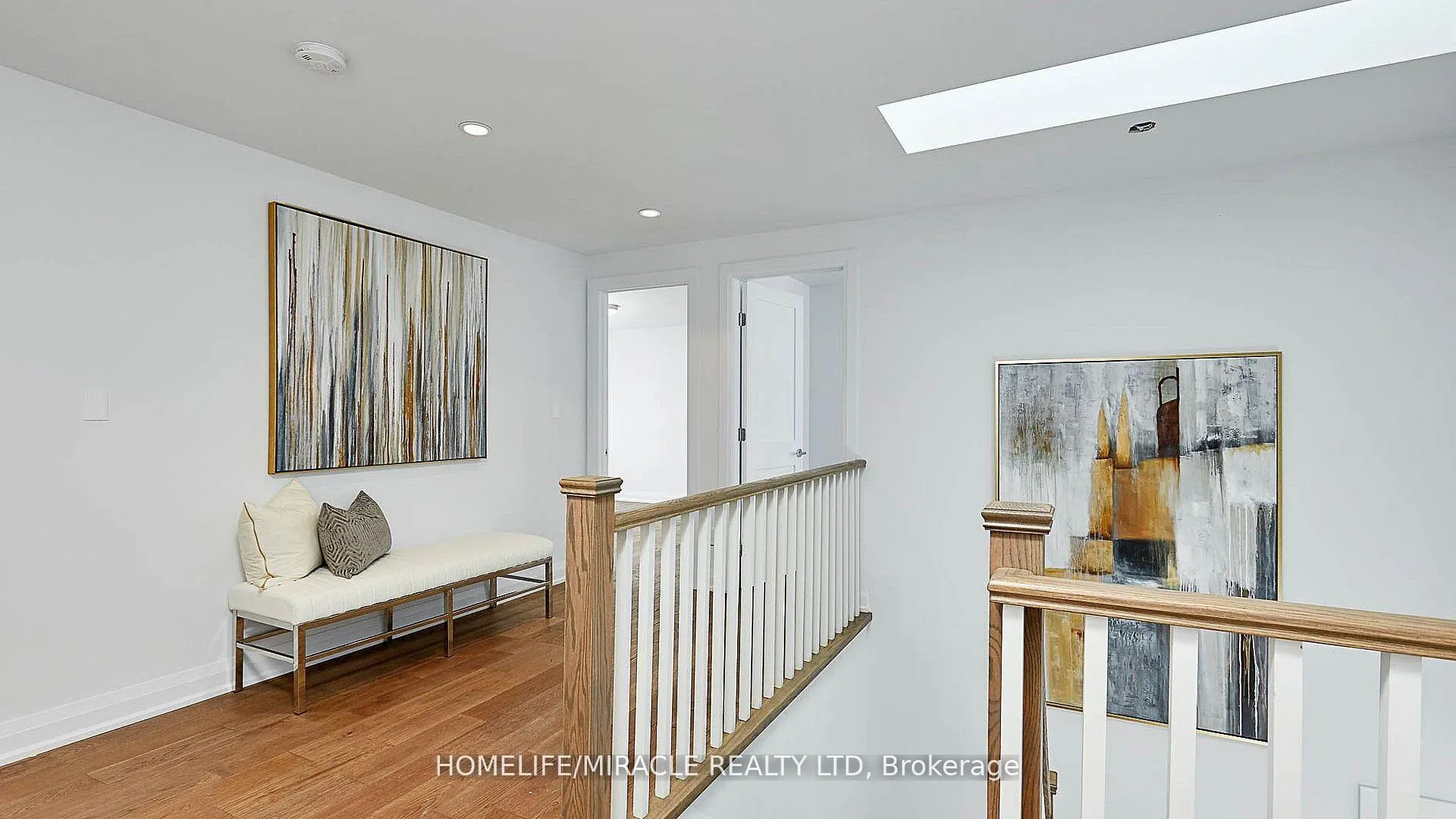 Photo 17 of Unit Upper, 157 Valeria Boulevard, Vaughan, East Woodbridge — HOMEH