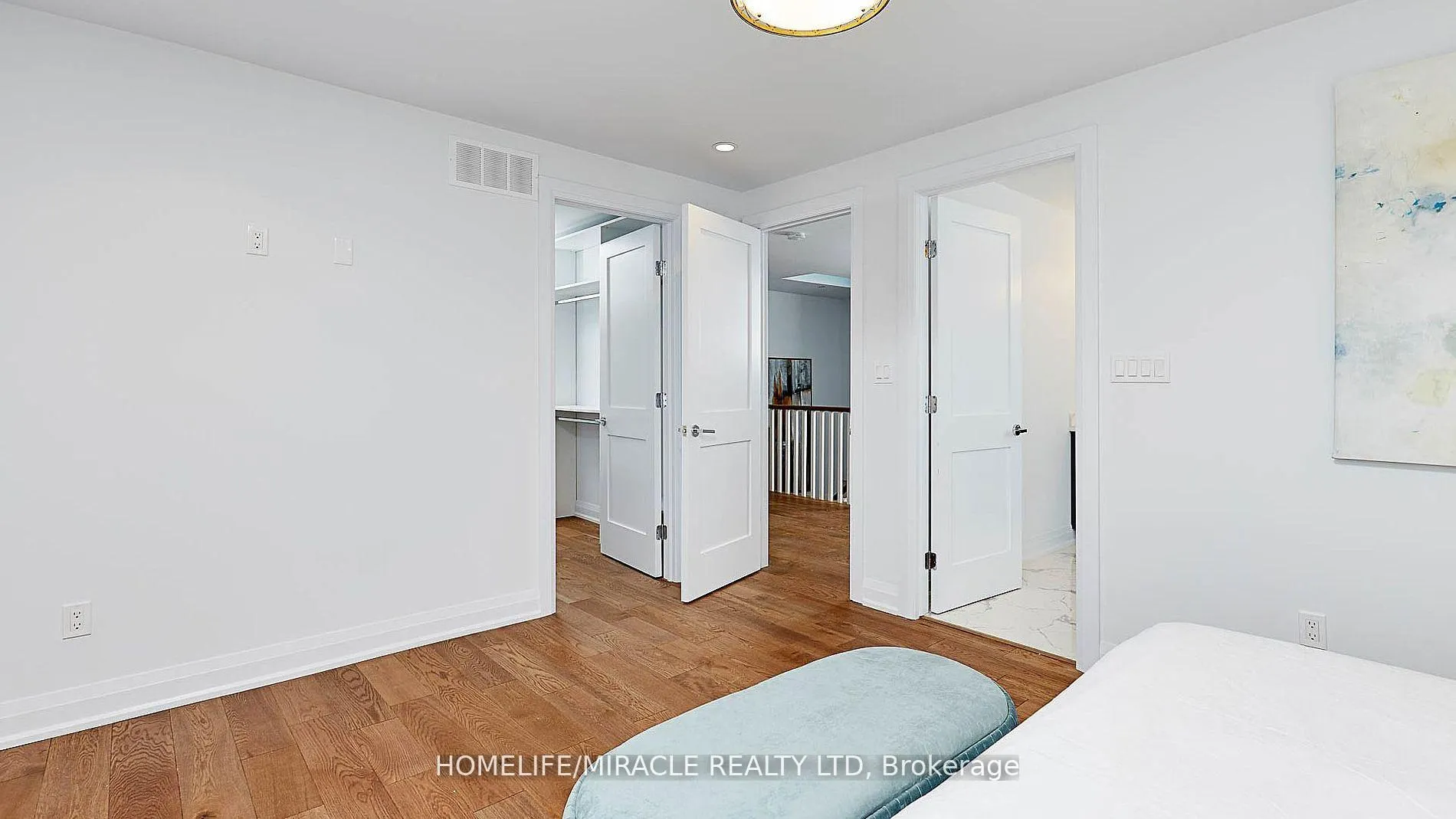 Photo 21 of Unit Upper, 157 Valeria Boulevard, Vaughan, East Woodbridge — HOMEH