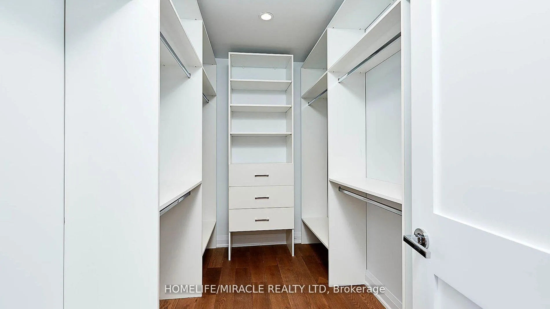 Photo 22 of Unit Upper, 157 Valeria Boulevard, Vaughan, East Woodbridge — HOMEH