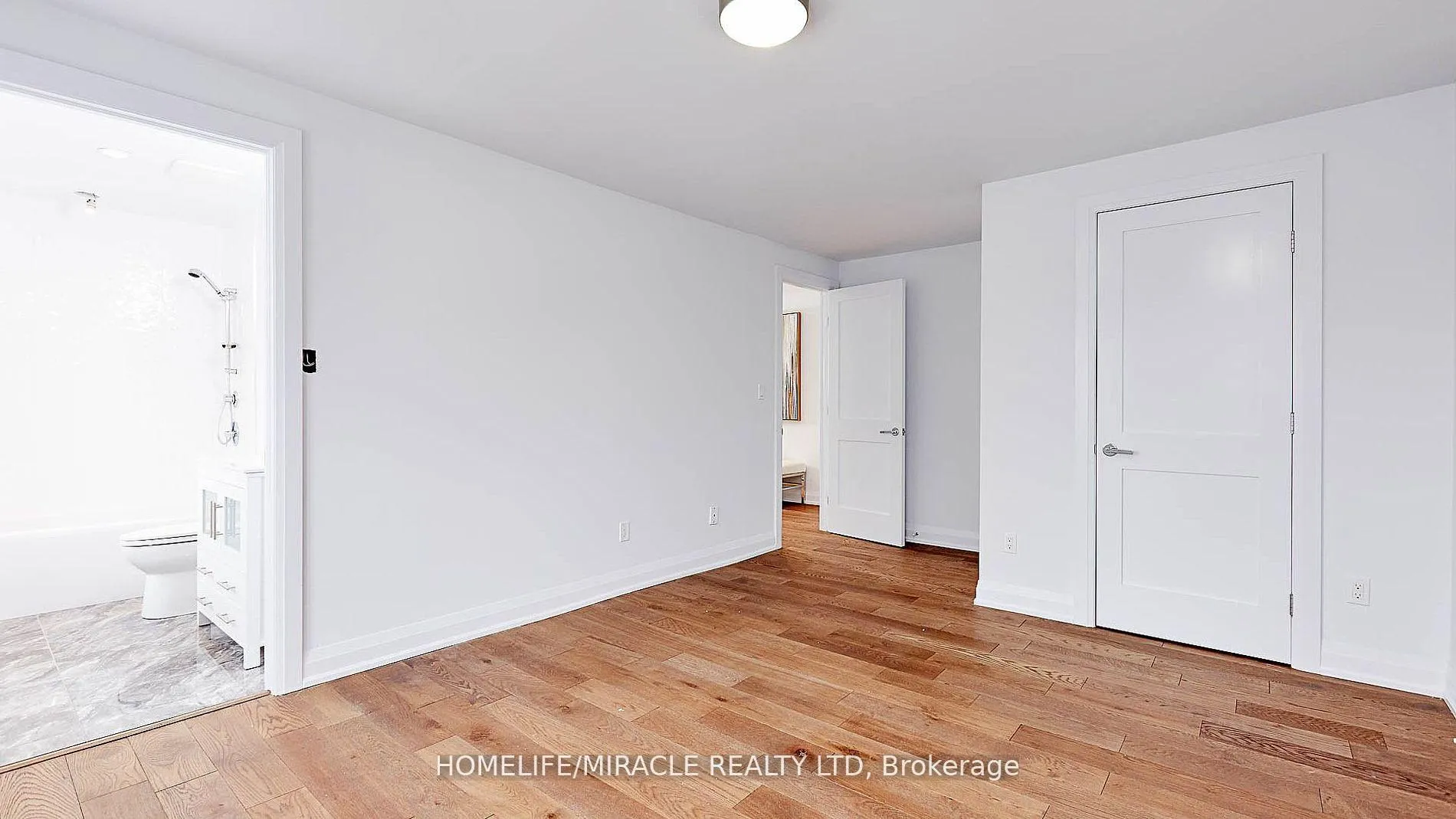 Photo 29 of Unit Upper, 157 Valeria Boulevard, Vaughan, East Woodbridge — HOMEH