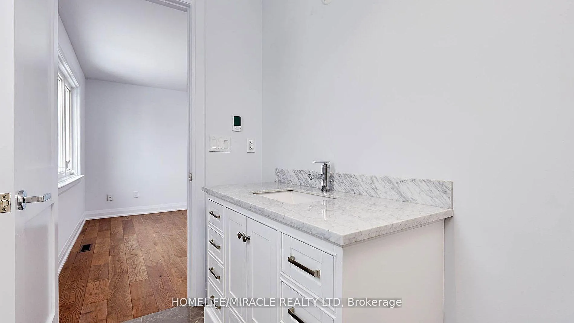 Photo 34 of Unit Upper, 157 Valeria Boulevard, Vaughan, East Woodbridge — HOMEH