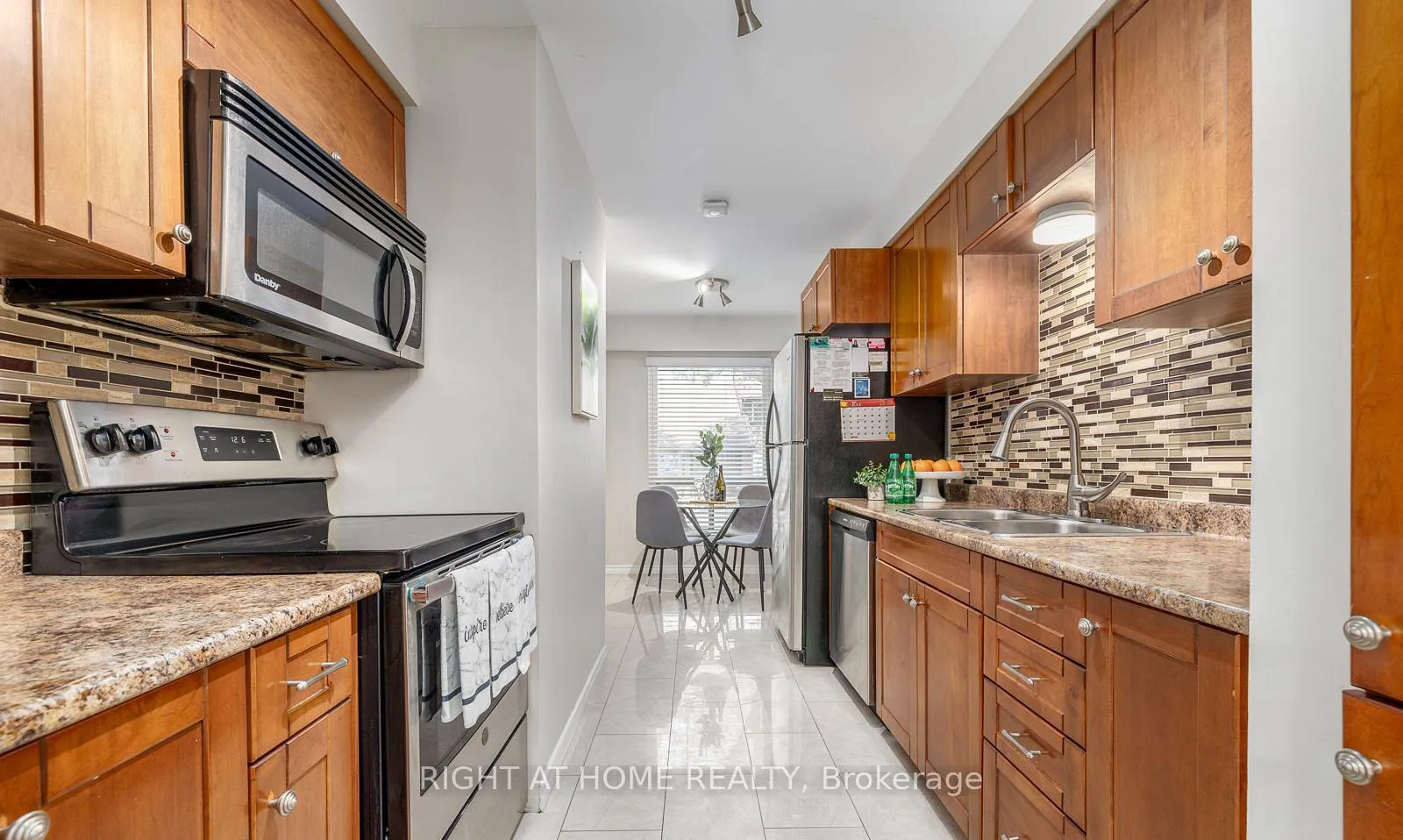Photo 8 of Unit 91, 155 Glovers Road, Oshawa, Samac — HOMEH