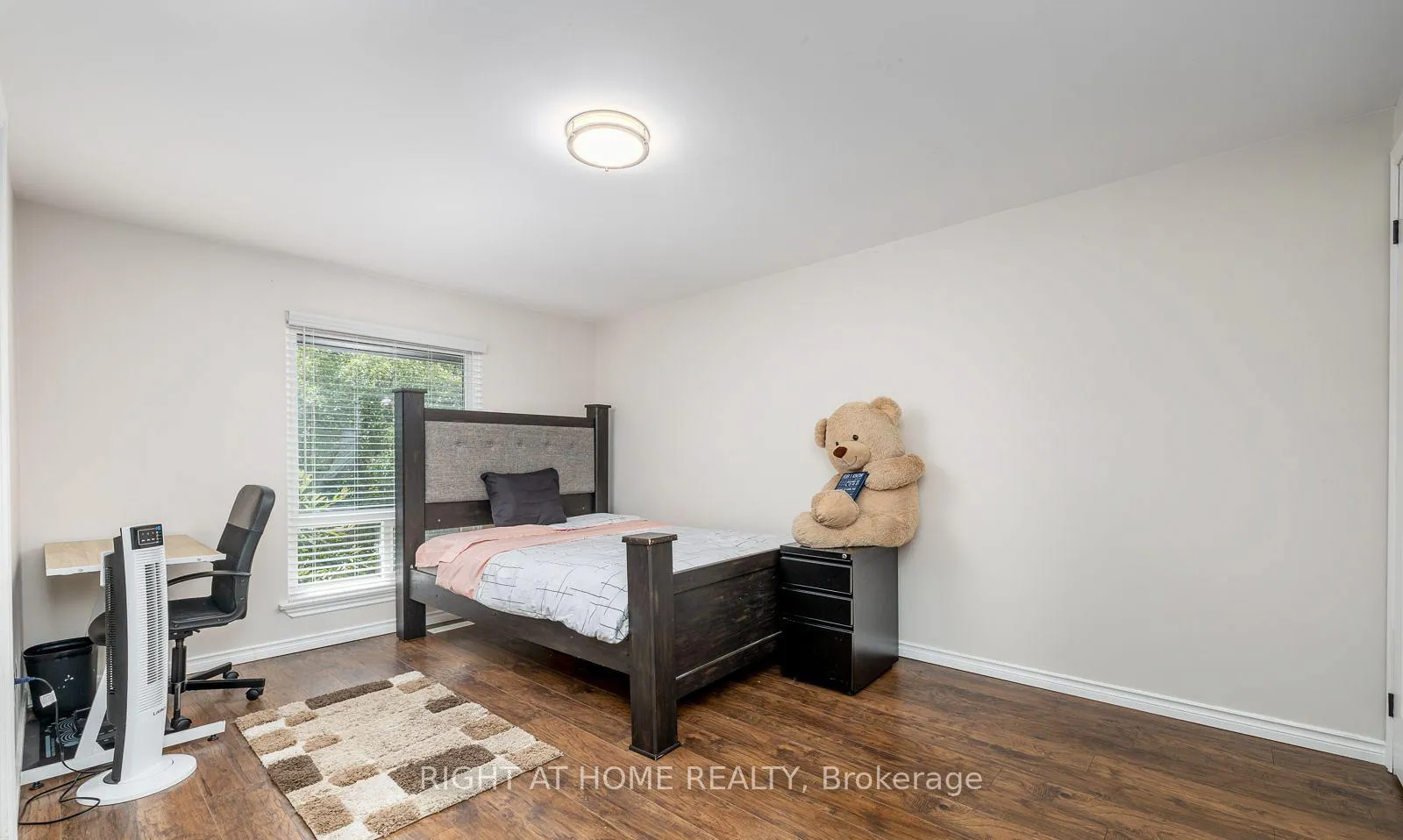 Photo 11 of Unit 91, 155 Glovers Road, Oshawa, Samac — HOMEH
