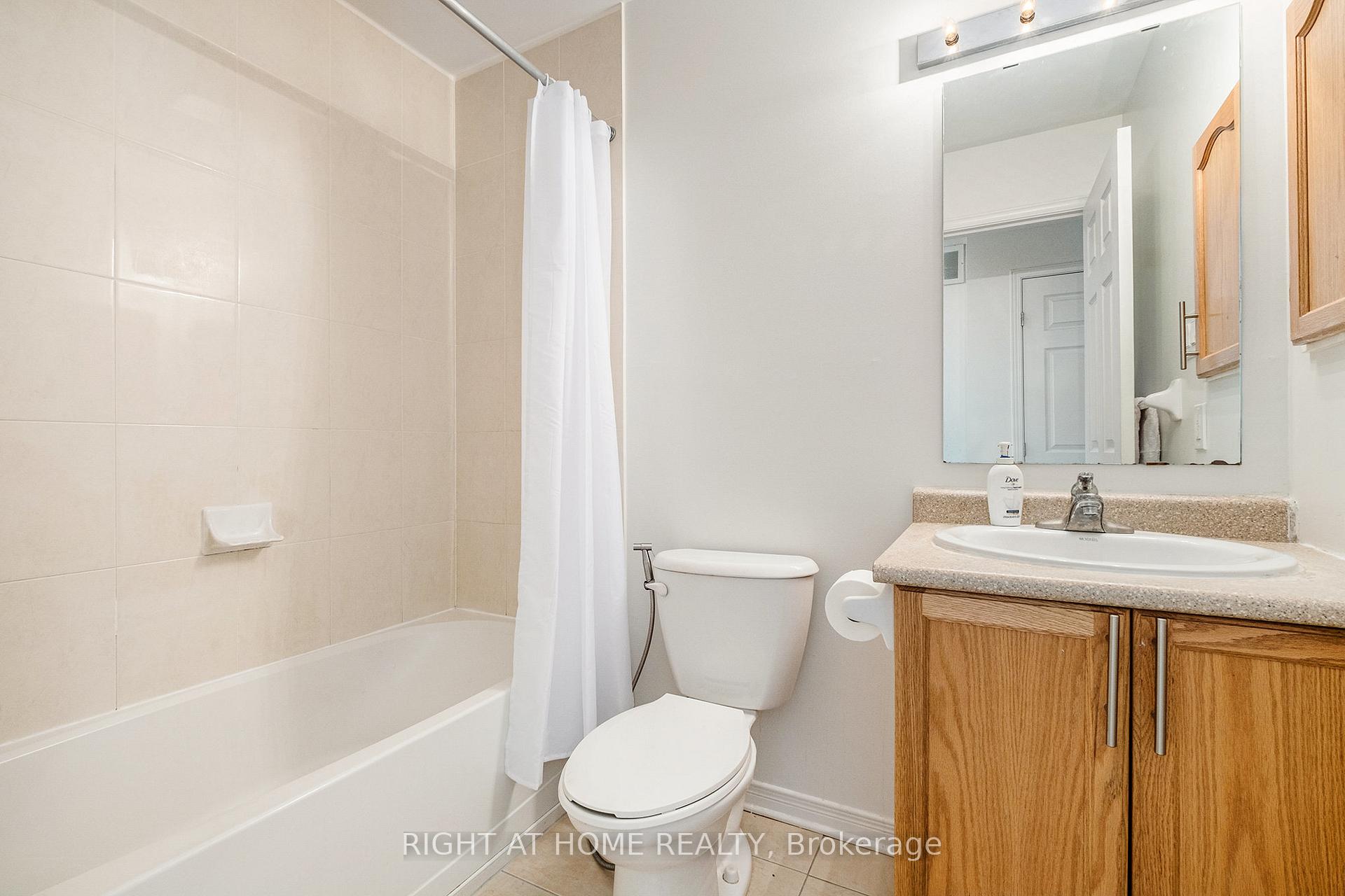 Photo 9 of 277 Macoun Circle, Ottawa, Hunt Club Park/Greenboro — HOMEH