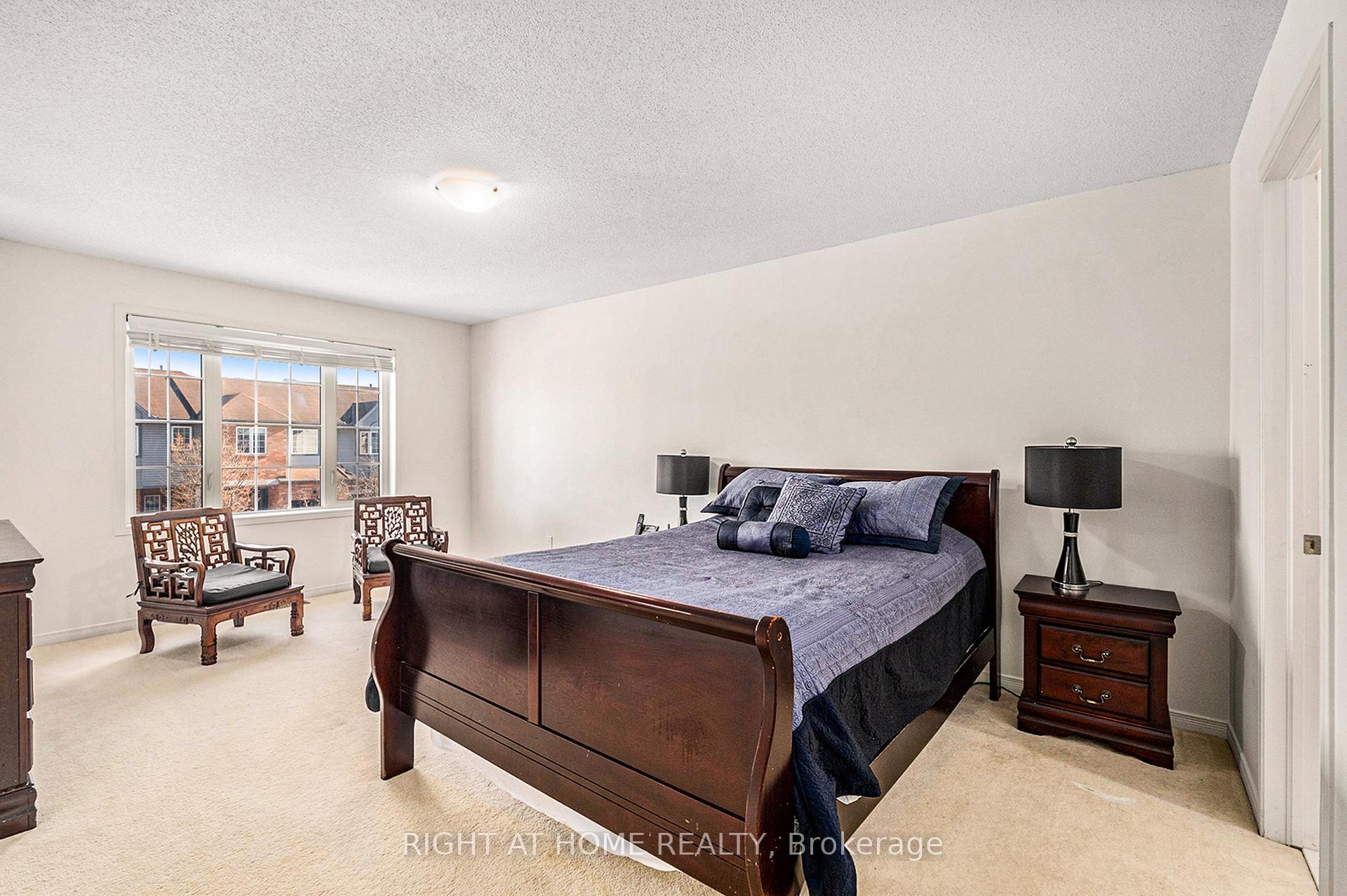 Photo 12 of 277 Macoun Circle, Ottawa, Hunt Club Park/Greenboro — HOMEH