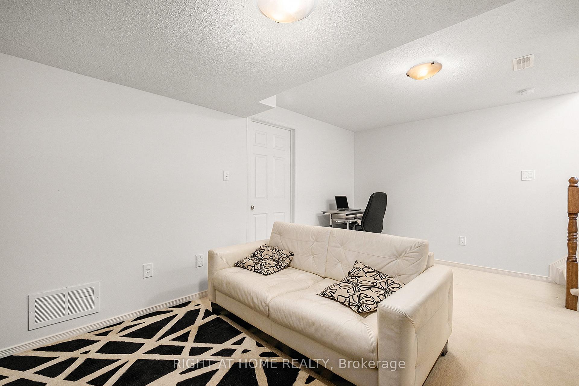 Photo 16 of 277 Macoun Circle, Ottawa, Hunt Club Park/Greenboro — HOMEH