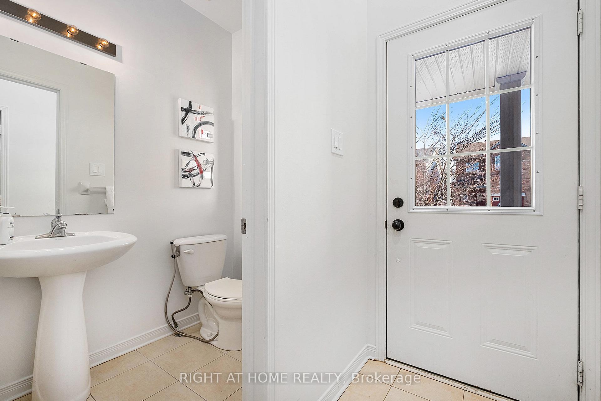Photo 25 of 277 Macoun Circle, Ottawa, Hunt Club Park/Greenboro — HOMEH