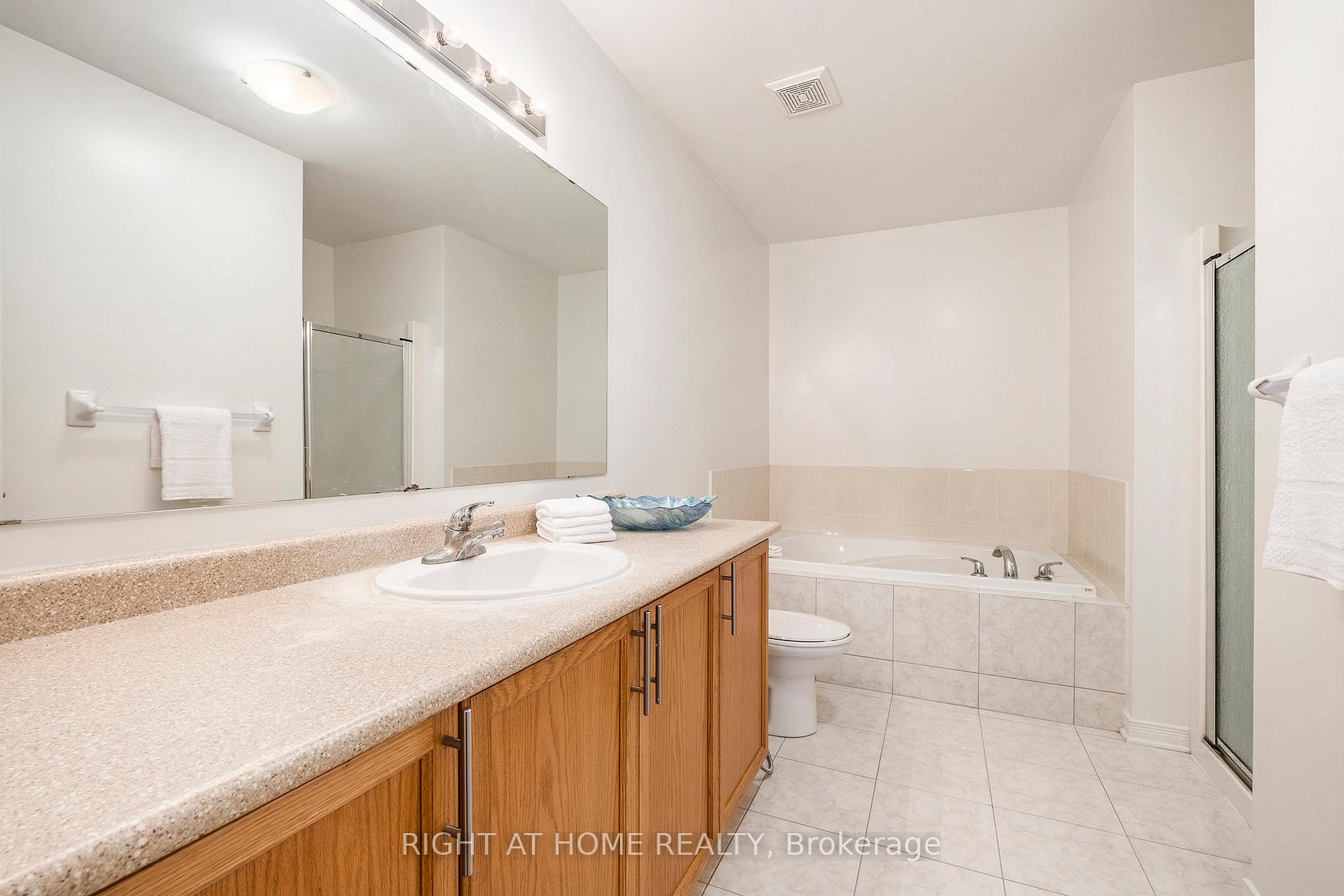 Photo 34 of 277 Macoun Circle, Ottawa, Hunt Club Park/Greenboro — HOMEH