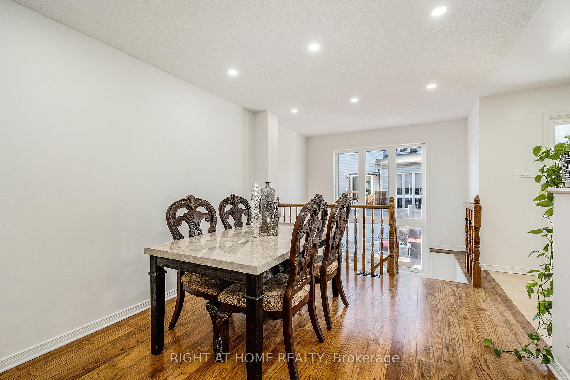 Photo 42 of 277 Macoun Circle, Ottawa, Hunt Club Park/Greenboro — HOMEH